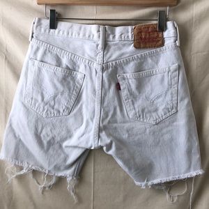 Levi’s 501 shorts white high waisted 29